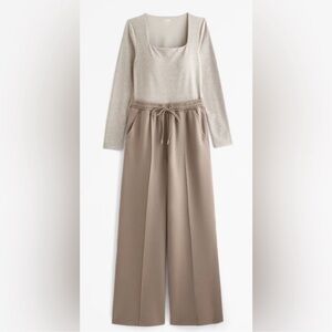 Abercrombie&Fitch women’s YPB everyday soft taupe hybrid wide leg jumpsuit sz M